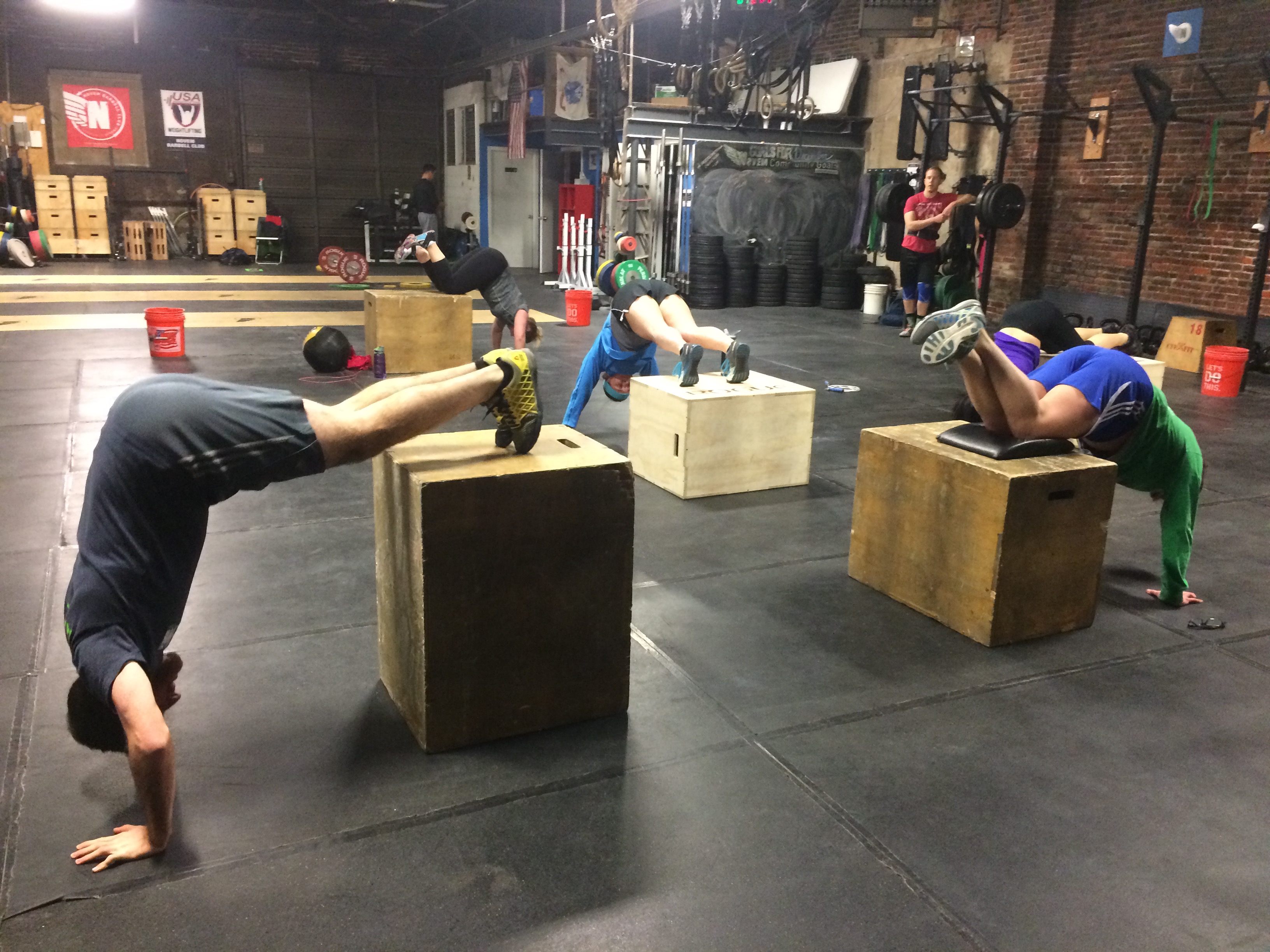 Nove Movimentos Fundamentais do Crossfit - Hora do Burpee