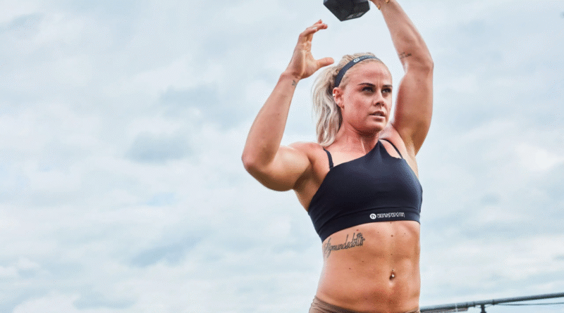 Sara Sigmundsdottir de volta as arenas