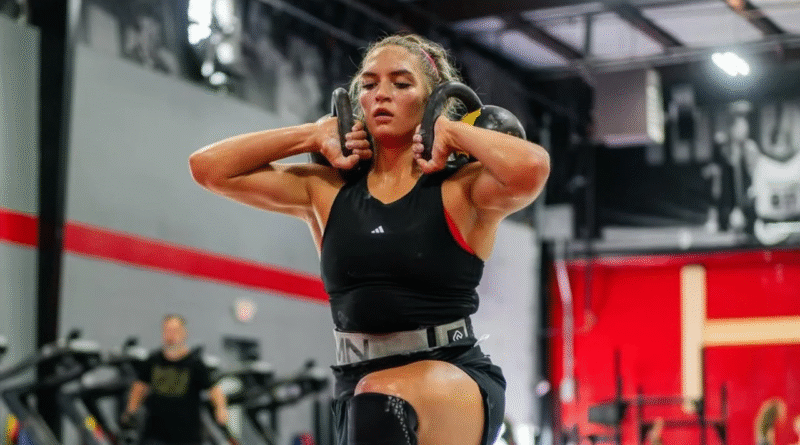 Haley Adams vira atleta