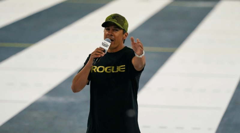 Dave Castro anuncia a volta do Hopper